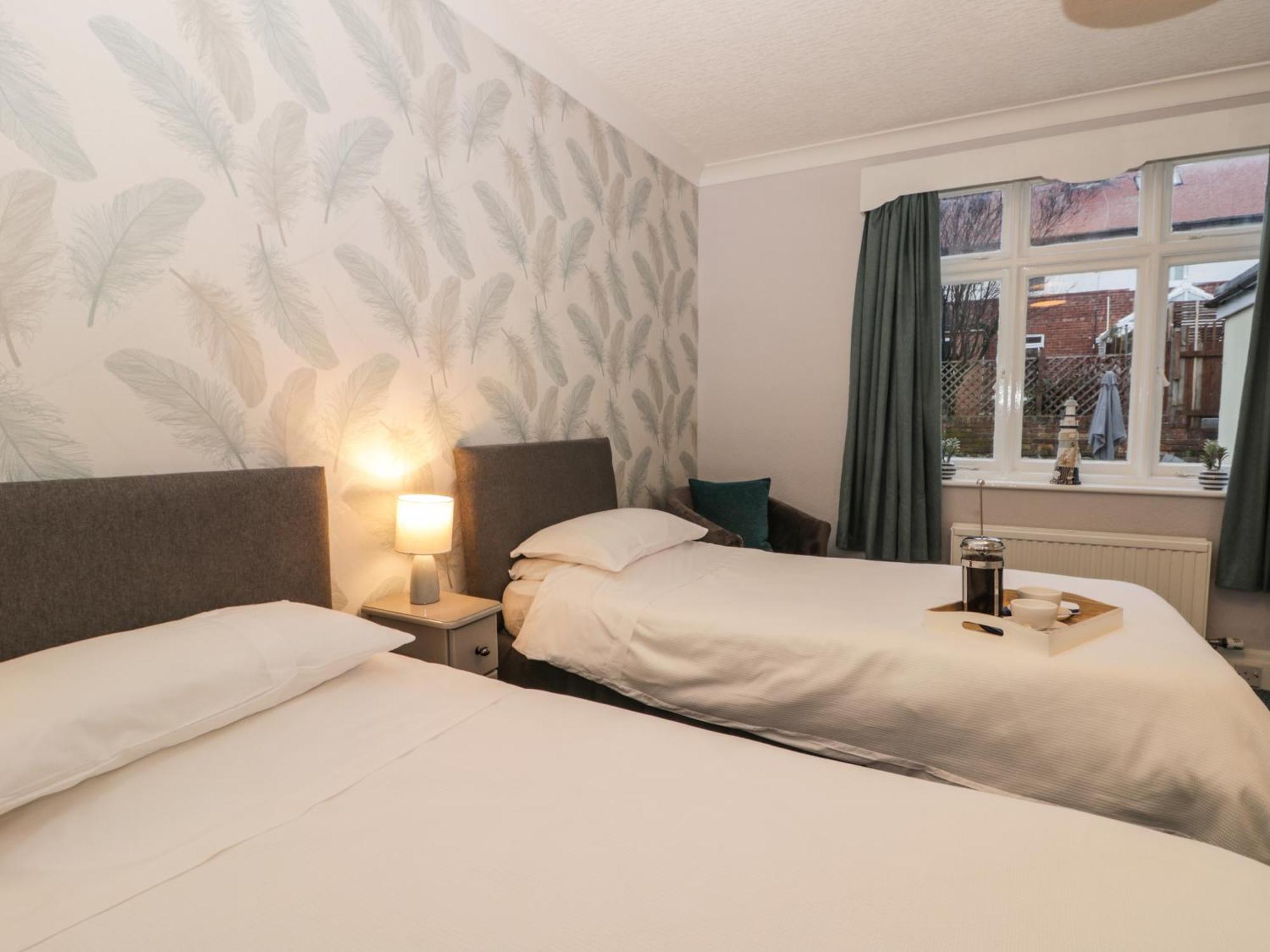 North Beach Lodge Скарборо Экстерьер фото